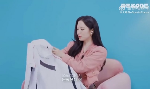 力荐!韩国女演员卢正义:去看看God相赫的操作 会学到人生道理的