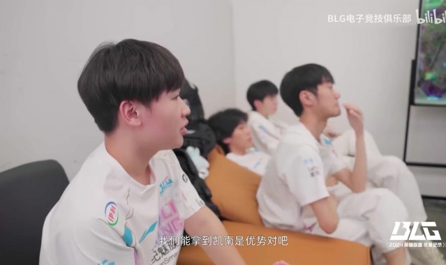 Xun谈夏季赛自己被轮换：我的内心是很挣扎的 而且过得很不舒服！