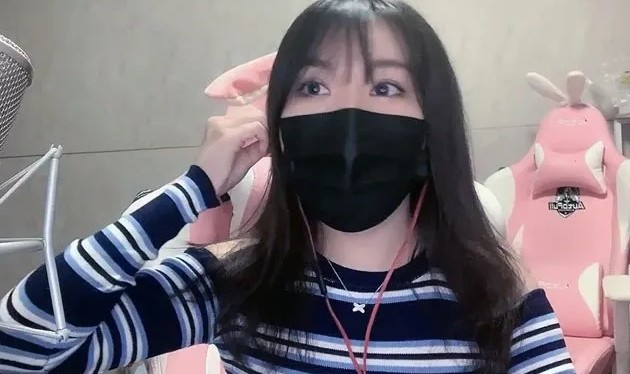 已脱身?涉赌大主播小团团疑似现身粉丝群互动 让粉丝保密勿传播